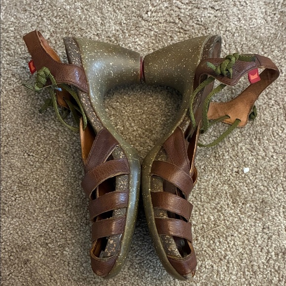 Camper Brown Strappy Leather Sandals size 37 - Picture 5 of 8
